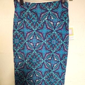 LuLaRoe Cassie skirt